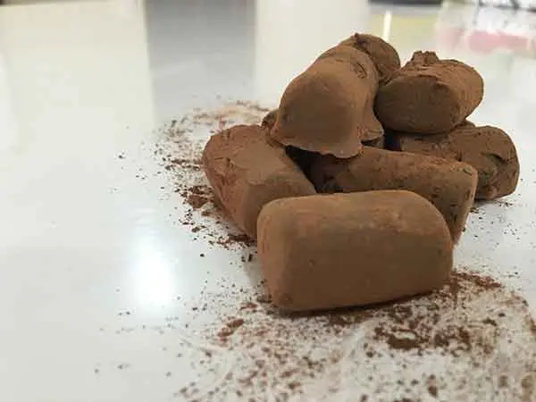 Agent prune petit fours - Gozo.kitchen